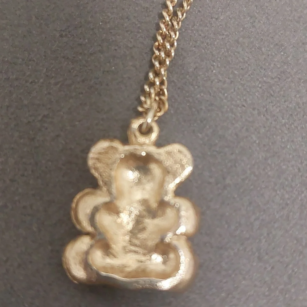 Vintage Gold Toned Teddy Bear Heart Rainbow Belly Pendant  Necklace on Chain